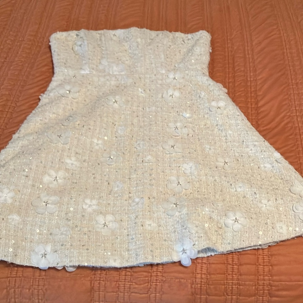 Anthropologie ivory Strapless Floral Appliqué Tweed Dresss